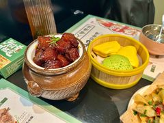 尘香红烧肉-在莲野·湖北民间菜·头牌松滋鸡(光谷步行街店)