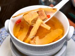 -虹潮荟·餐桌上的美食地理(太阳宫店)