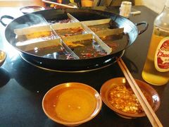 -岗上渣渣老火锅(两路口店)