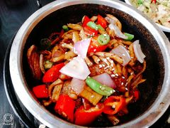 石锅山珍焗牛排-柒园·三十年创意杭帮菜(龙湖滨江天街店)
