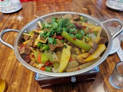 -乡土特色.冷锅鱼.牦牛肉汤锅