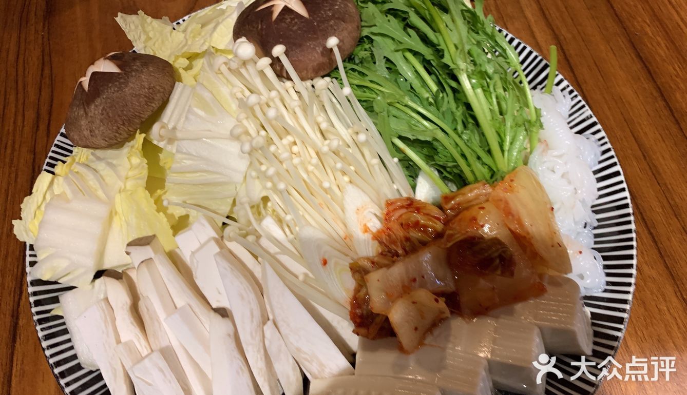 一家观望很久的店，终于不失所望的种草啦 直接买了个套