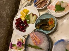 -雍和会海鲜姿造自助(湖东路店)