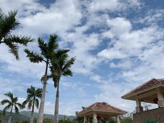 -亚龙湾亚泰商业街