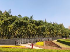 -上海市龙华烈士陵园