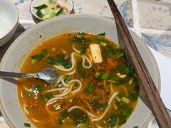 -粉八·云南米线·建水烧烤(常熟路店)