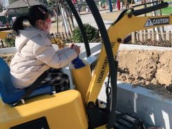 -季高兔窝窝亲子园(上海薰衣草公园店)