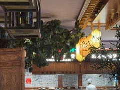 -八府香鸭·啫啫煲(华山路店)