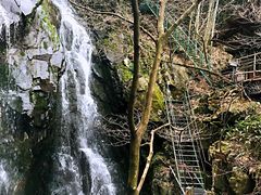 -藏龙百瀑风景区