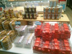 -LanTa蓝塔烘焙(紫荆山卜蜂莲花店)