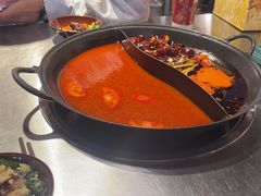 -鹿鸣山草本茶香火锅(园西路店)