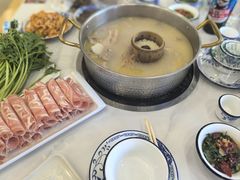 -朴小妹人参鸡汤火锅(长白山万达店)