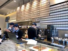 -喜茶(上海打浦桥日月光gelato lab+店)
