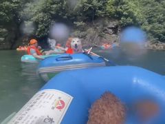 -安吉龙王山峡谷漂流