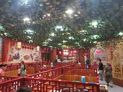 -袁小二大东北铁锅炖(吉祥村总部)