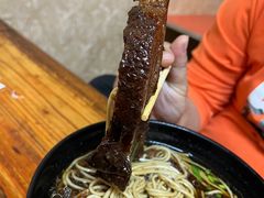 -小龙大肉面馆