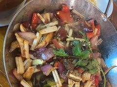 -小厨子私房菜·云南美食店