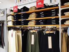 -优衣库(上海正大广场店)