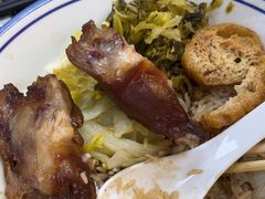 -明姨仔潮汕美食·碳炉猪脚·汕尾牛腩饭·起片鸡煲(起义路店)