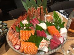 三文鱼刺身-京旬海鲜放题·铁板烧自助餐厅