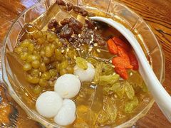 -黑白电视长沙小吃(美林M·LIVE天地东座店)