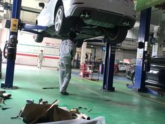 -畅通航行汽车钣金喷漆 无痕修复·局部喷漆