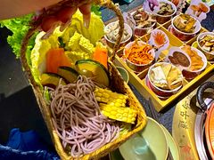 -菌自由丨野生菌火锅特色庭院餐厅(丽江古城店)