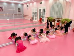 -芭芭拉舞蹈·星星演说家(珠江新城校区)