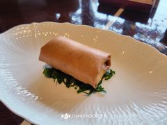 芝士燕窝海胆春卷-杭州西子湖四季酒店·金沙厅