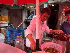 -正宗杂粮煎饼香软鸡蛋饼
