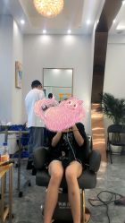 -V8潮牌·接发烫染连锁