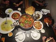 -万重锦·人文川菜馆(骡马市店)