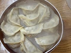 猪肉灌汤包-金城包子牛肉灌汤包(台东四路店)