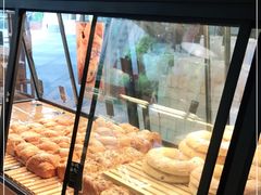 -Dough&Joe团憩(瑞虹天地月亮湾店)