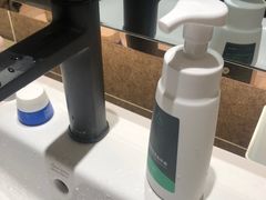 -西安大雁塔科技大学地铁站亚朵酒店