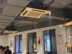 大堂-贰重天冰煮羊自助火锅(东坝店)