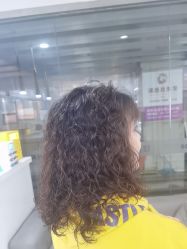 -镁连社·美联社