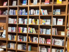 -百新书局(尚悦湾店)