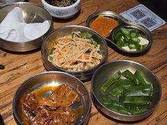 -韩景台烤肉(八大处店)