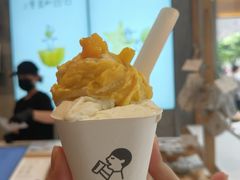 -喜茶(上海打浦桥日月光gelato lab+店)