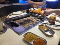 -鑫海汇自助烧烤(凯德广场学府店)