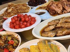 -聚首堂·特色小吃·肘子(什刹海德胜门店)