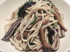 茭白炒现划鳝丝-玫瑰厅上海菜(兴国路店)