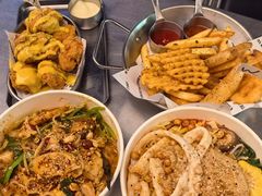 -W COLLECTIVE  DESSERT SHOP