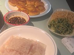 -鱼窝棚柴火铁锅炖(富山屯店)