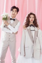 -雪中彩影婚纱摄影·微光艺术中心