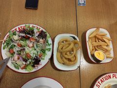 -Tube station站点比萨(王府井百货店)