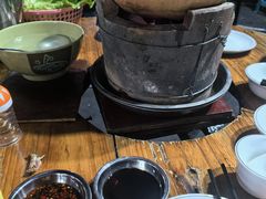 -雄伟美食(高沙中街店)