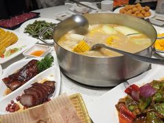 -肥仔文澳门猪骨煲(南京西路店)