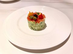 三文鱼牛油果塔塔-Mogul Eatery·大亨餐酒馆